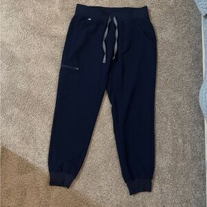 Zamora jogger scrubs!